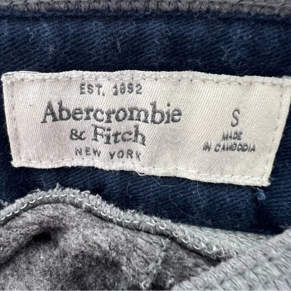Abercrombie & fitch jogger sweatpants grey with  red logo on leg vintage Y2K - Picture 8 of 8